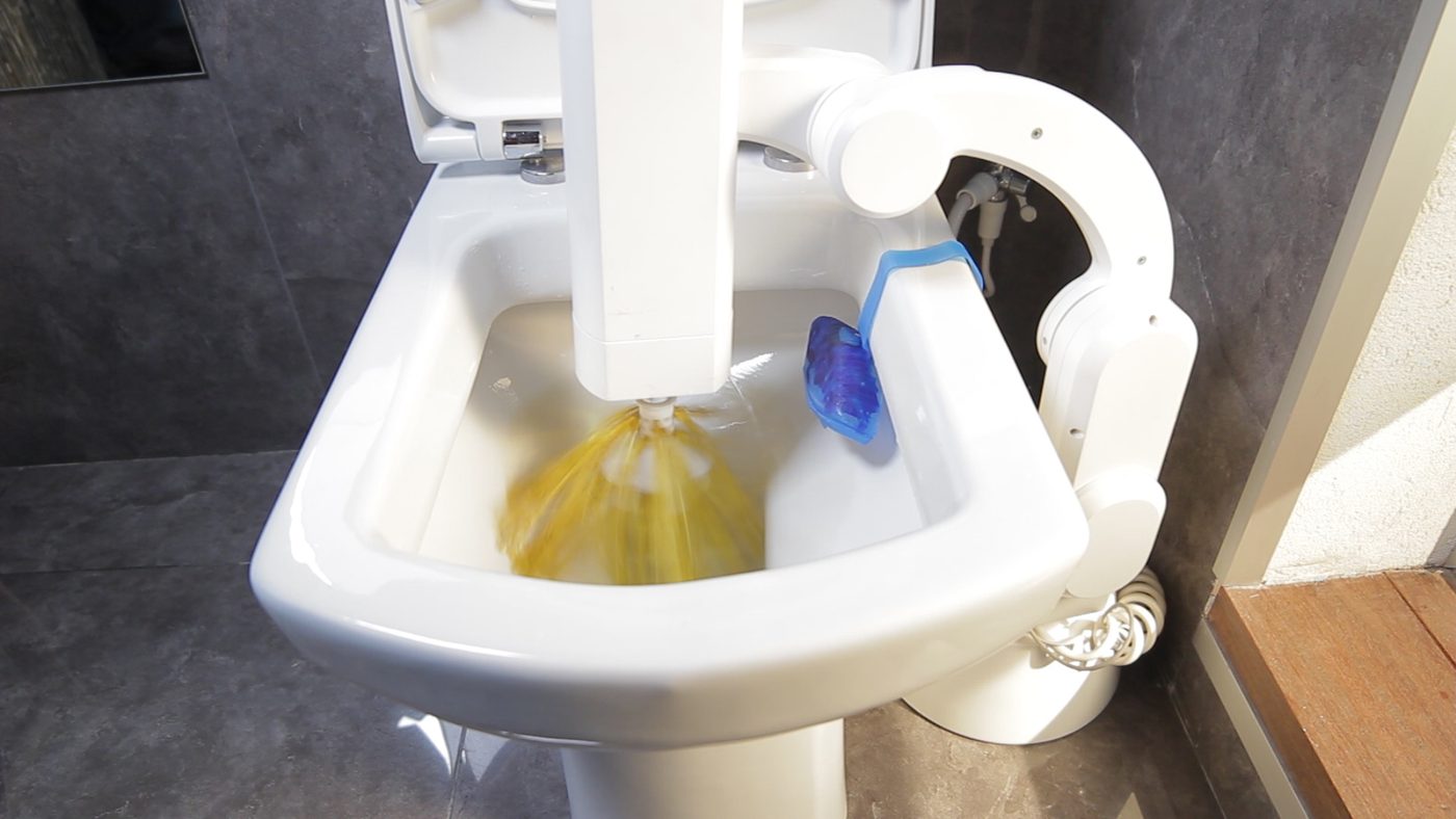 Automatic toilet cleaner — project photo 2